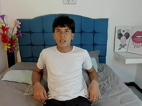 Valentino Lane online show from 8, 1, 2026