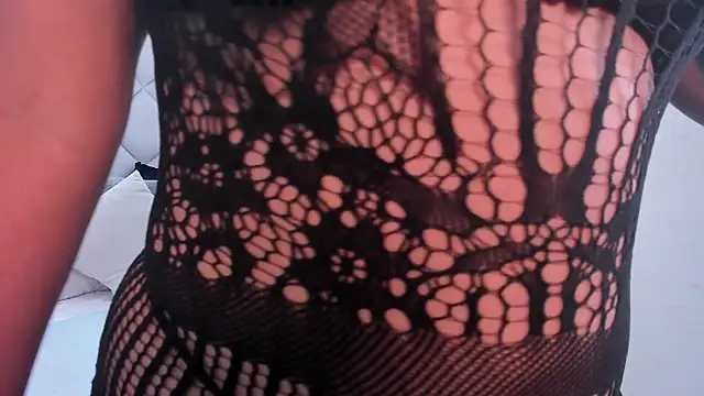 Snapshot of merielenbloom chatting on 7, 11, 2025 merielenbloom online show from 7, 11, 2025