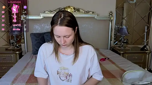 HolyBabyDoll online show from 3, 12, 2025