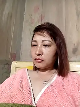 Missa-kute20 online show from 6, 3, 2026