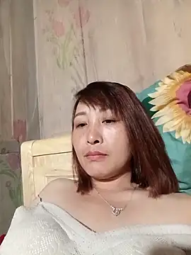 Missa-kute20 online show from 2, 4, 2026