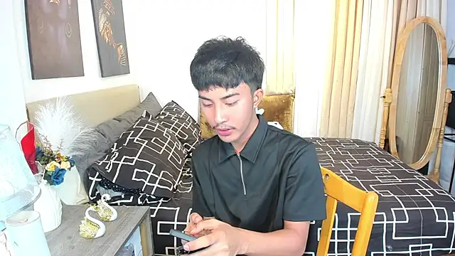 Urloverhardcock online show from 7, 4, 2026