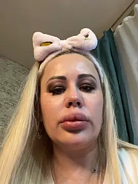 MonnyStef online show from 14, 2, 2026