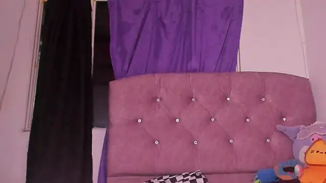 amy  a online show from 18, 12, 2025