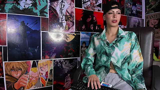 Snapshot of AliceMadnes chatting on 10, 7, 2026 AliceMadnes online show from 10, 7, 2026