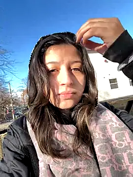 Snapshot of SaintNina chatting on 1, 12, 2025 SaintNina online show from 1, 12, 2025