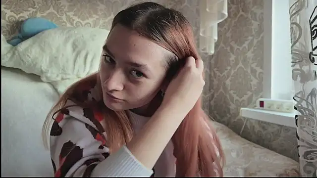 SweetLiaison online show from 25, 11, 2025