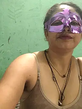 Snapshot of Piya_Bakshi chatting on 12, 5, 2026 Piya Bakshi online show from 12, 5, 2026