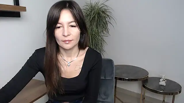 Veronichkaaa online show from 16, 12, 2025