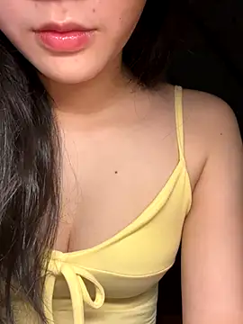 Snapshot of Lynn-122 chatting on 3, 12, 2025 Lynn-122 online show from 3, 12, 2025