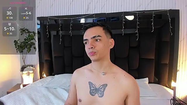 NicoKingg  online show from 4, 3, 2026