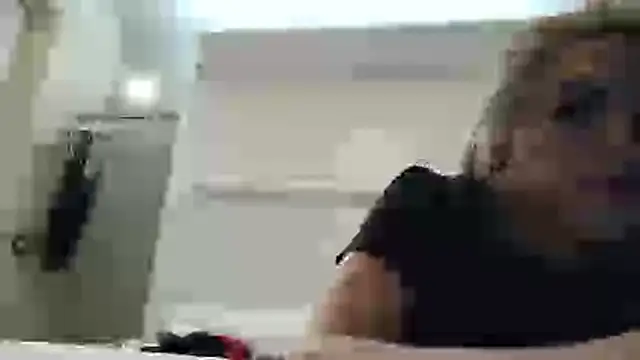 ESTRELLABERECHUCKY online show from 4, 4, 2026