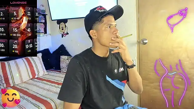 Snapshot of JUANBIGCOCK21CM chatting on 13, 3, 2026 JUANBIGCOCK21CM online show from 13, 3, 2026