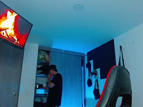 adam keith online show from 22, 12, 2025