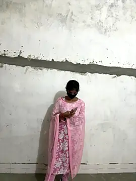 Snapshot of Sunita-collage chatting on 8, 11, 2025 Sunita-collage online show from 8, 11, 2025