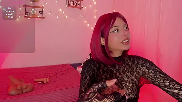 Tamara Aluna  online show from 3, 3, 2026