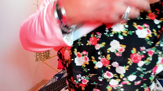 Victoriaa Anderson online show from 18, 12, 2025