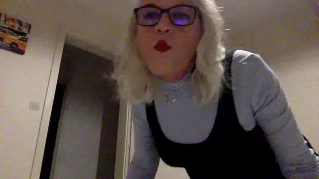 nicohumm online show from 18, 1, 2025