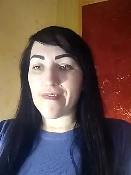 ArianaXFresh online show from 3, 12, 2025