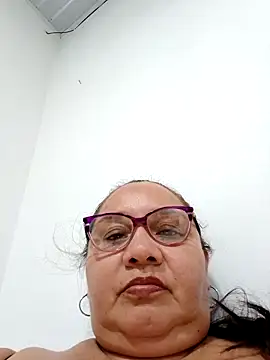 Snapshot of HotXXXgirl_01 chatting on 11, 11, 2025 HotXXXgirl 01 online show from 11, 11, 2025