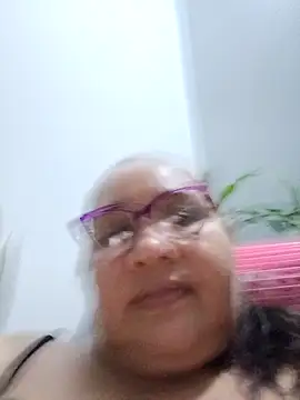 Snapshot of HotXXXgirl_01 chatting on 12, 11, 2025 HotXXXgirl 01 online show from 12, 11, 2025