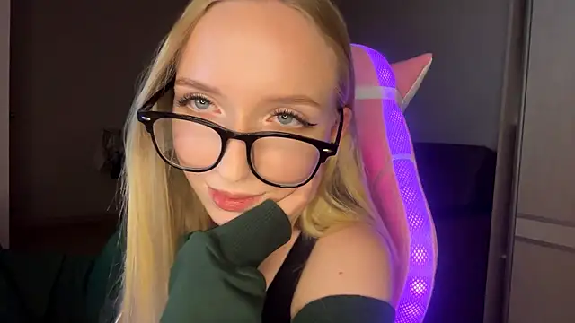 LaceDream online show from 11, 11, 2025