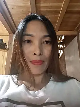 Snapshot of Soursop-op chatting on 11, 11, 2025 Soursop-op online show from 11, 11, 2025