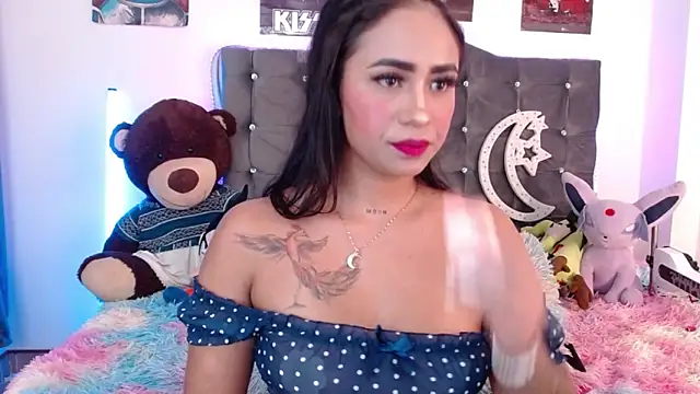 lunabritton1 online show from 6, 3, 2026