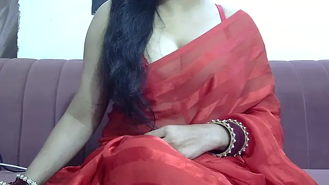 Zoya-sexy online show from 3, 2, 2026