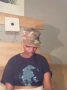 CurvyBabe36 online show from 4, 4, 2026