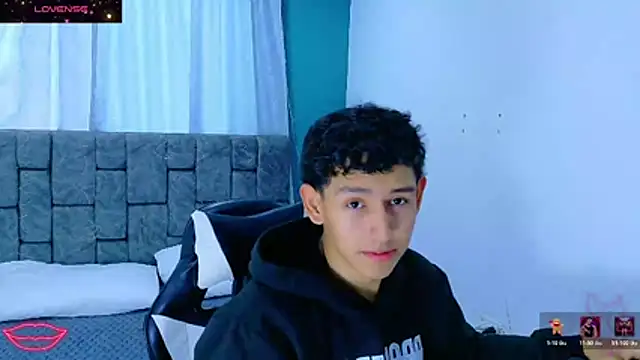 FelipeGonzalezz online show from 15, 1, 2026