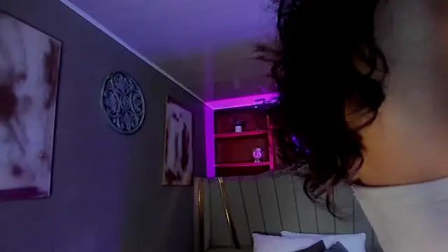 Velvet Dreamss online show from 8, 1, 2026