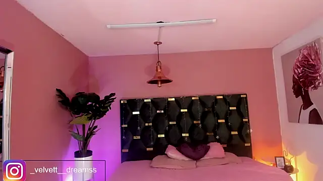 Snapshot of Velvet_Dreamss chatting on 22, 5, 2026 Velvet Dreamss online show from 22, 5, 2026