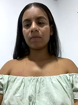 lineichun1708 online show from 24, 11, 2025