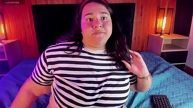 Snapshot of Candy_lovelly chatting on 24, 11, 2025 Candy lovelly online show from 24, 11, 2025