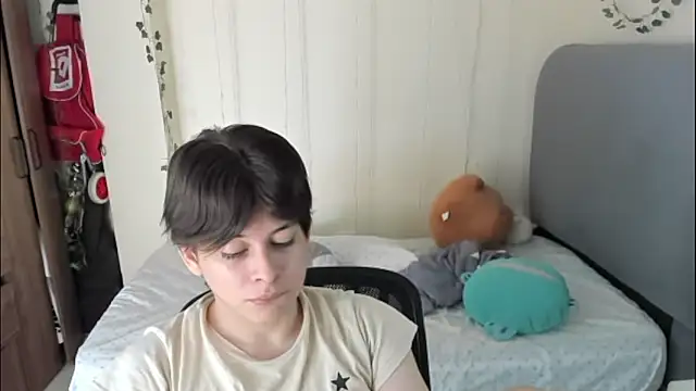 Felix kitty online show from 4, 3, 2026