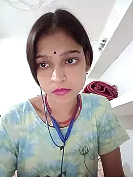 Mohnicute online show from 3, 5, 2026
