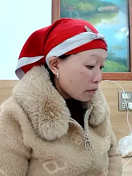 girl-hot2x online show from 16, 1, 2026