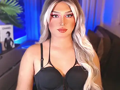 Snapshot of UrGoddess_Sofia chatting on 3, 2, 2026 UrGoddess Sofia online show from 3, 2, 2026