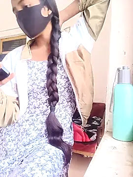 Snapshot of Riya_917 chatting on 9, 2, 2026 Riya 917 online show from 9, 2, 2026