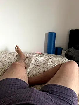 Snapshot of tinydock chatting on 12, 11, 2025 tinydock online show from 12, 11, 2025