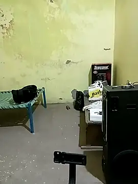 hotyyyyjonny online show from 4, 3, 2026