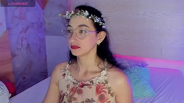 kirakay1 online show from 3, 8, 2026