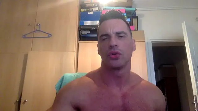 Snapshot of bubblemaleass35 chatting on 18, 11, 2025 bubblemaleass35 online show from 18, 11, 2025