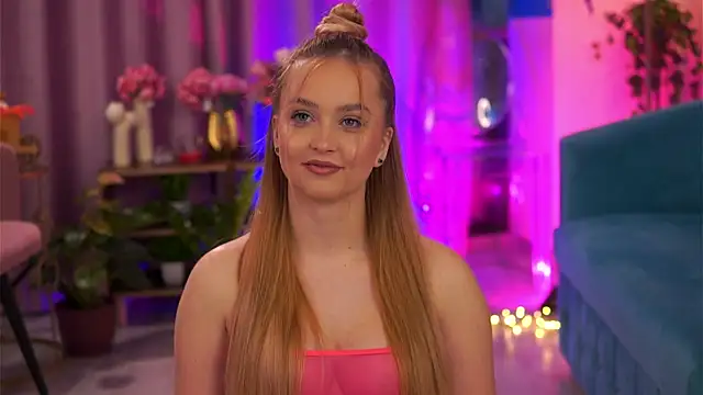 Snapshot of ElyssawetXX chatting on 26, 11, 2025 ElyssawetXX online show from 26, 11, 2025