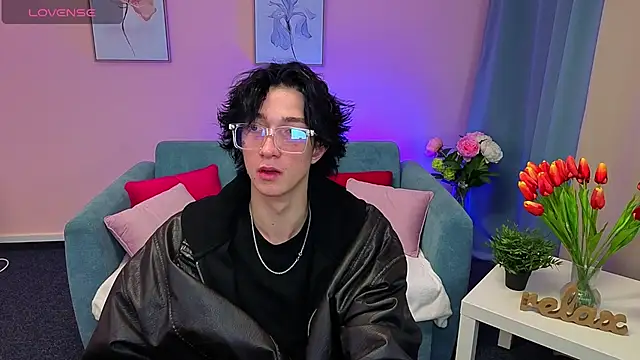 Snapshot of JackMilleer chatting on 14, 11, 2025 JackMilleer online show from 14, 11, 2025