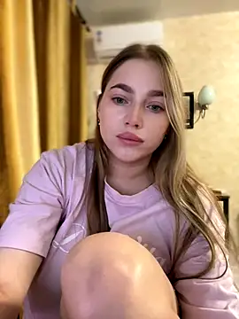 Snapshot of Mi_mill chatting on 13, 11, 2025 Mi mill online show from 13, 11, 2025