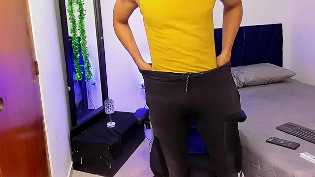 Snapshot of Nolan_joness chatting on 22, 11, 2025 Nolan joness online show from 22, 11, 2025