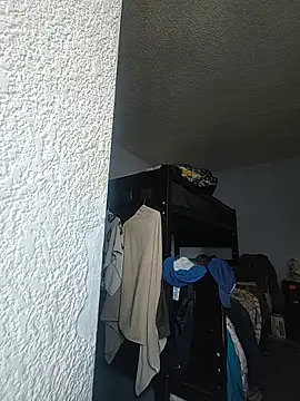 ianyoung18 online show from 11, 11, 2025