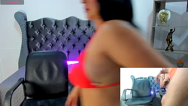 Snapshot of Ruby_Rousee chatting on 13, 11, 2025 Ruby Rousee online show from 13, 11, 2025